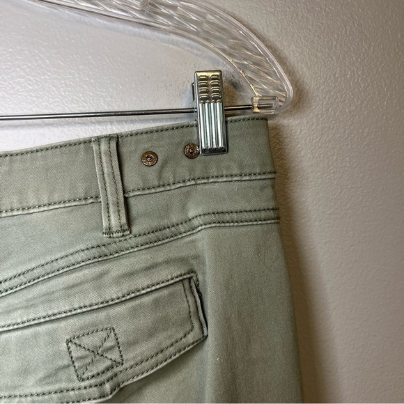 Cabi Womens Low Rise Skinny Cargo Jeans Light Green Sz 6 Casual Outdoor Fall - Picture 8 of 9